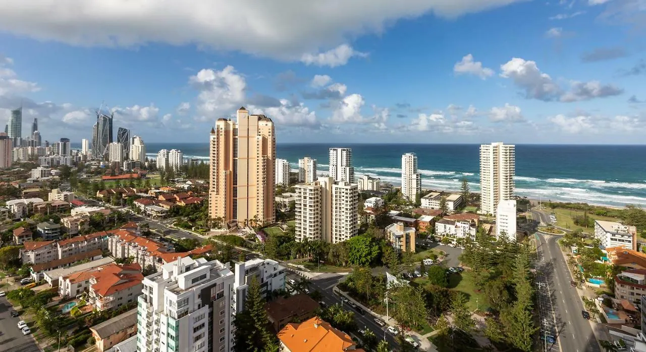 Apart Otel Qube Broadbeach 4*