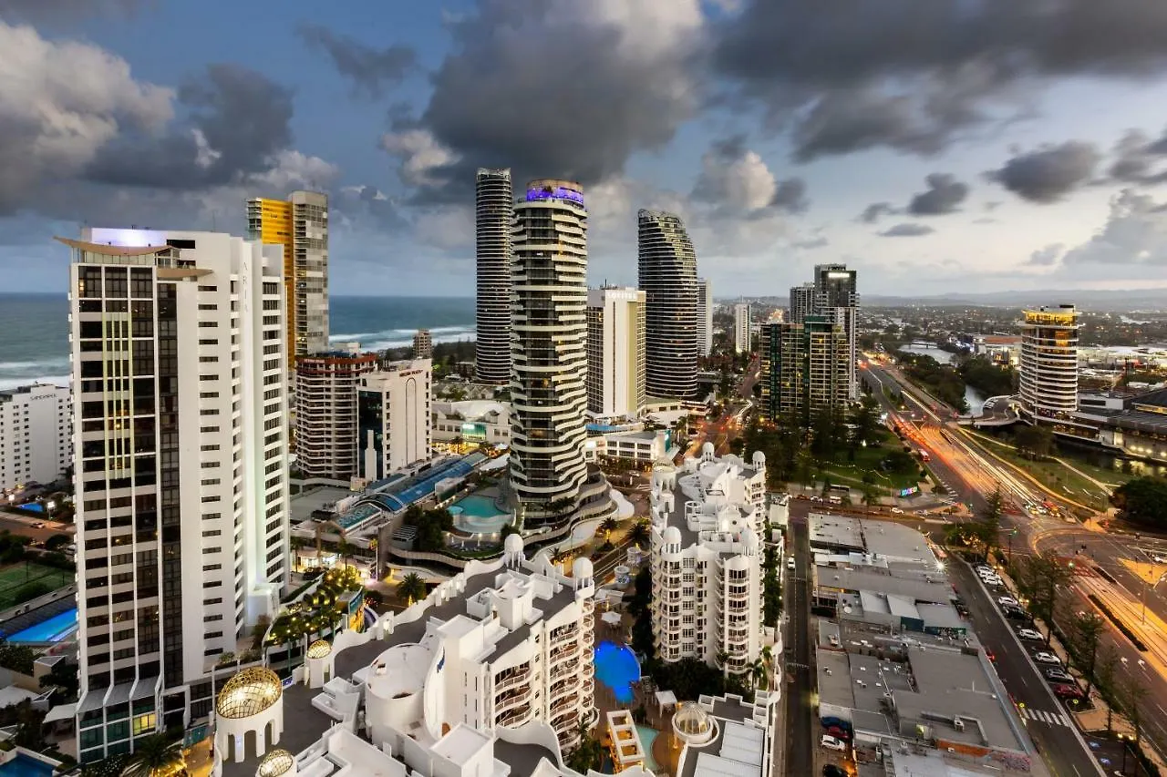 Qube Broadbeach Apart Otel Gold Coast