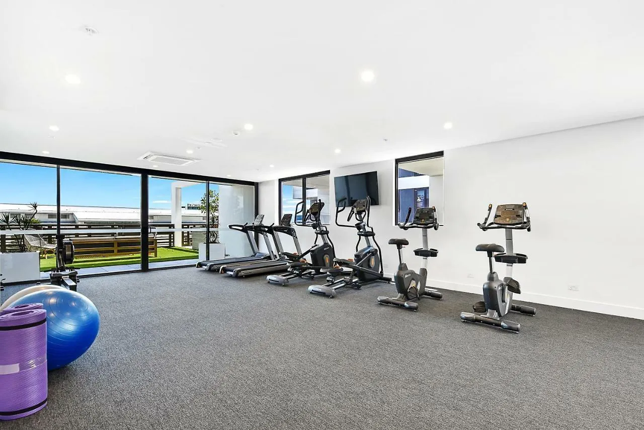 Qube Broadbeach Apart Otel Gold Coast