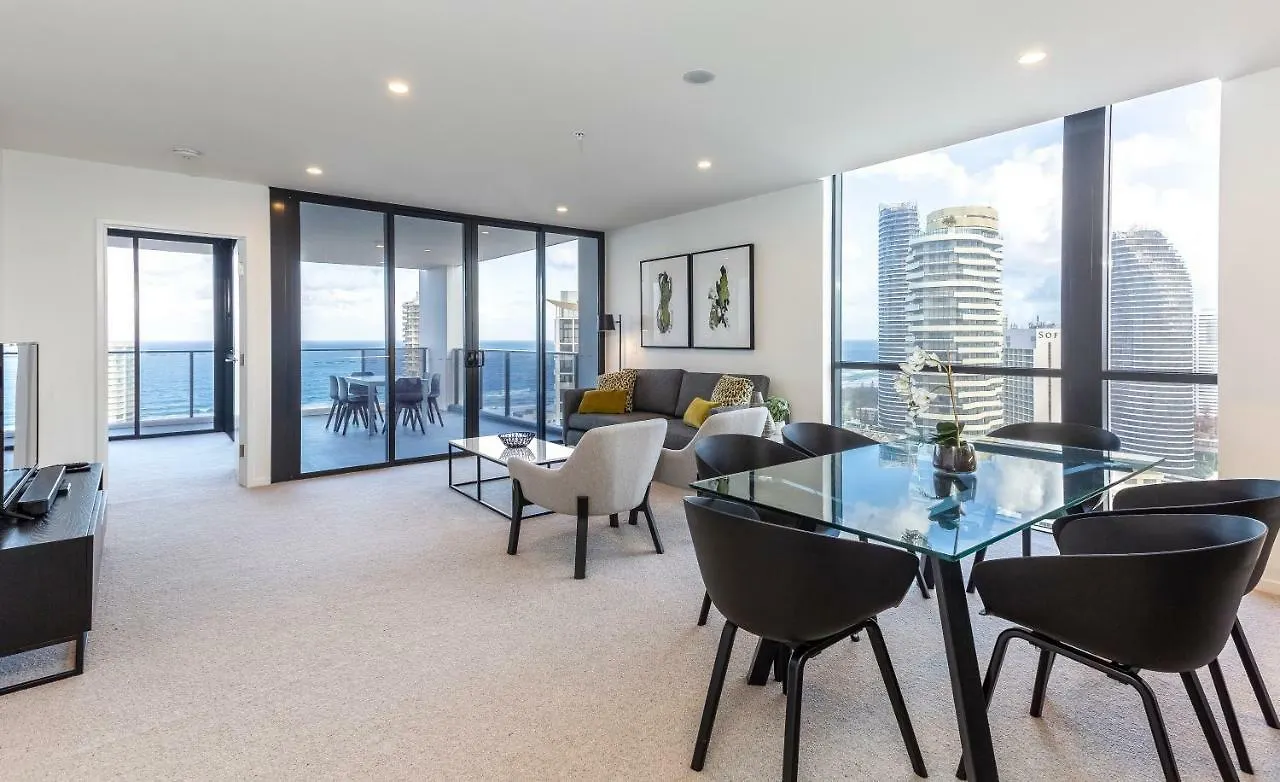Qube Broadbeach 4* Gold Coast