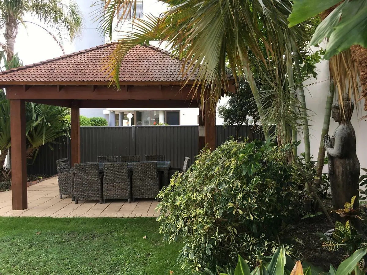 Burleigh Palms Lägenhetshotell