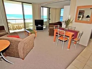 President - Absolute Beachfront Hotel apartamentowy