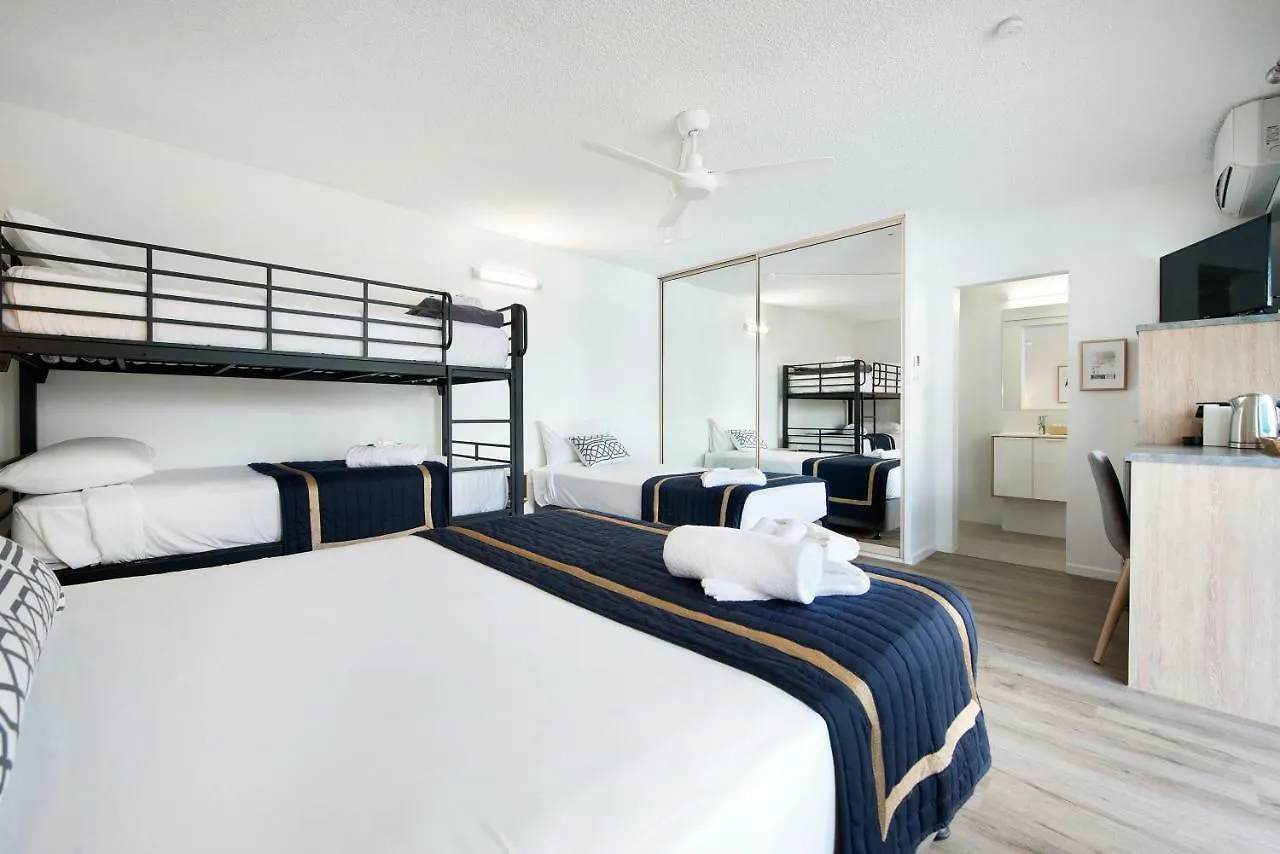 Blue Heron Boutique Motel 4*
