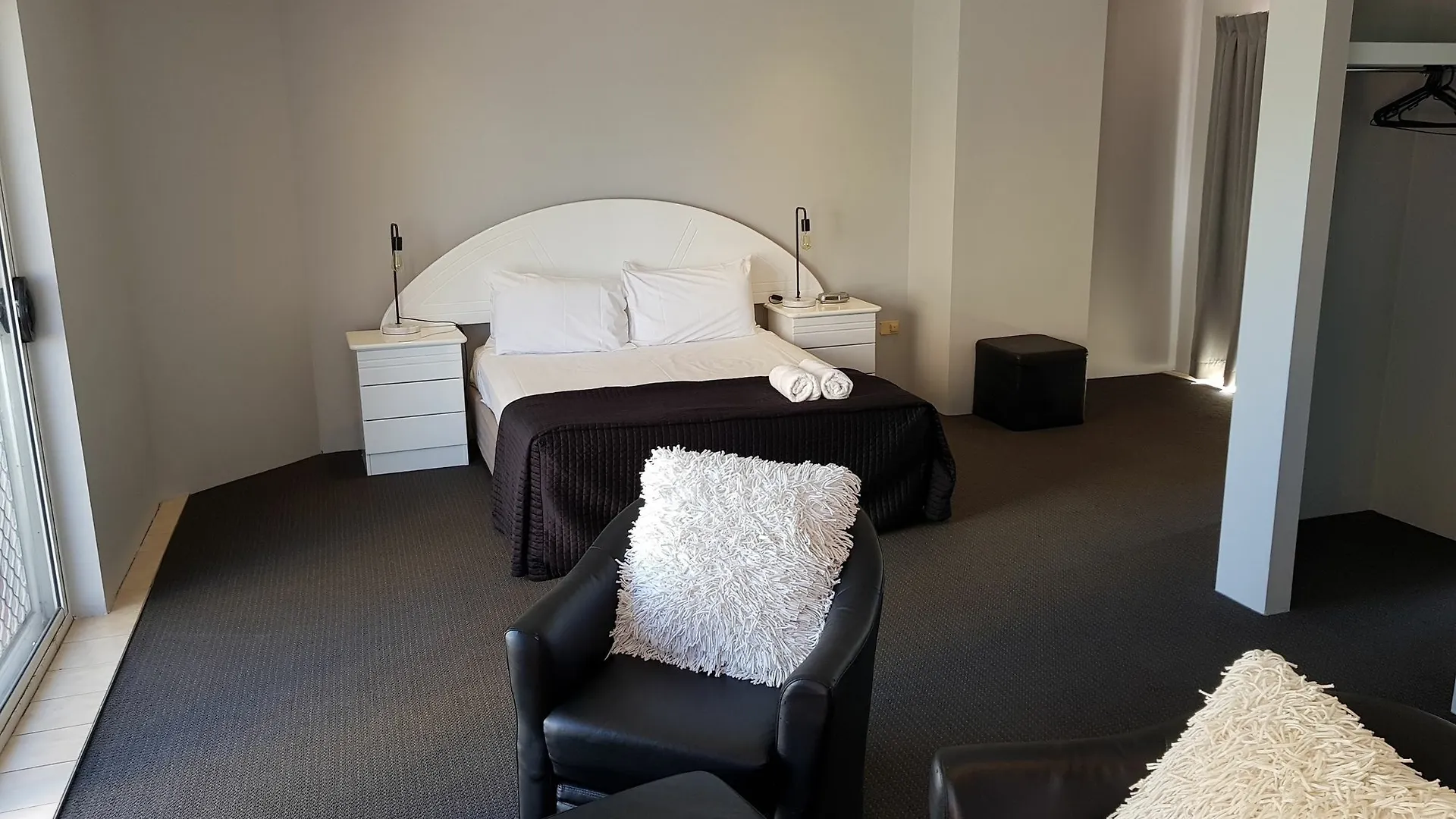 Markham Court 3* Gold Coast