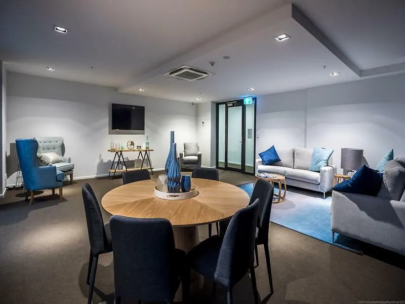 Synergy Broadbeach - Official גולד קוסט