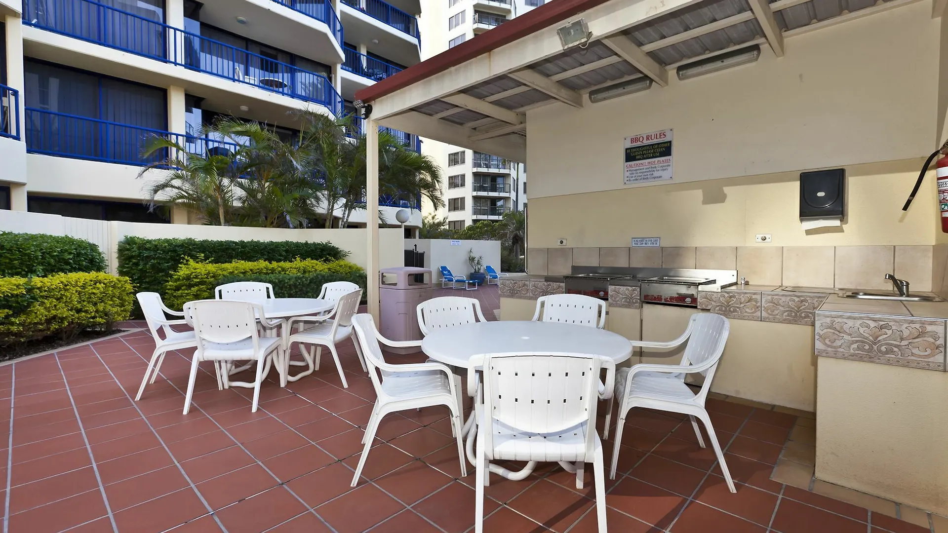 Apart-hotel Surf Regency 3*