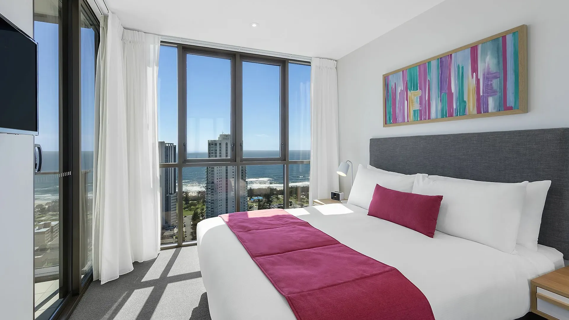 Avani Broadbeach Residences 4*
