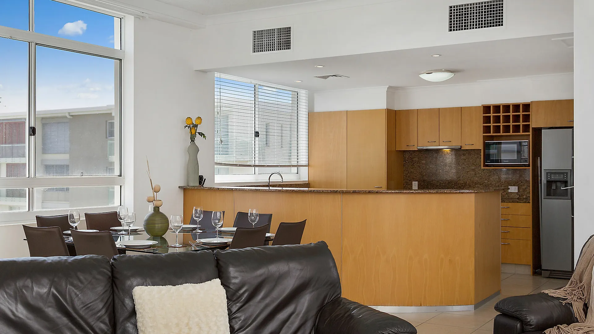 Kirra Aparthotel