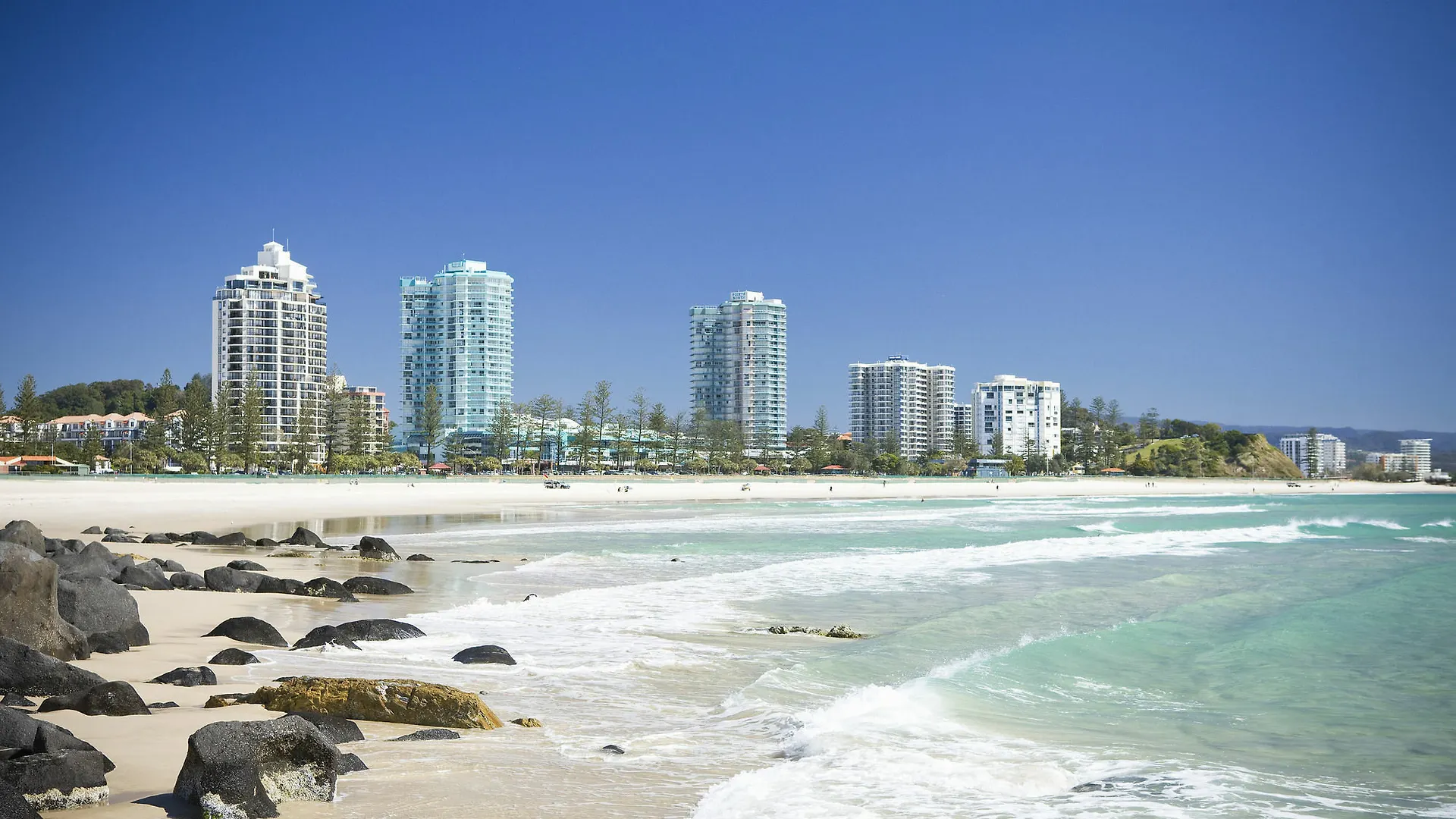 Mantra Coolangatta 4*