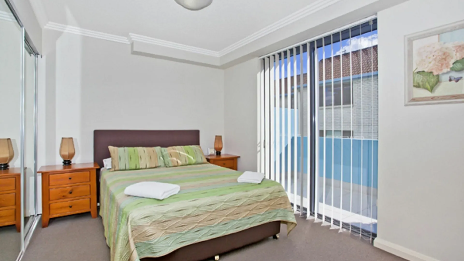 Aqualine On The Broadwater Aparthotel 4*