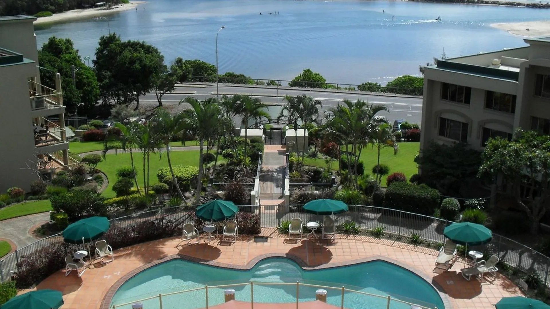 Aparthotel Little Cove Currumbin 4*