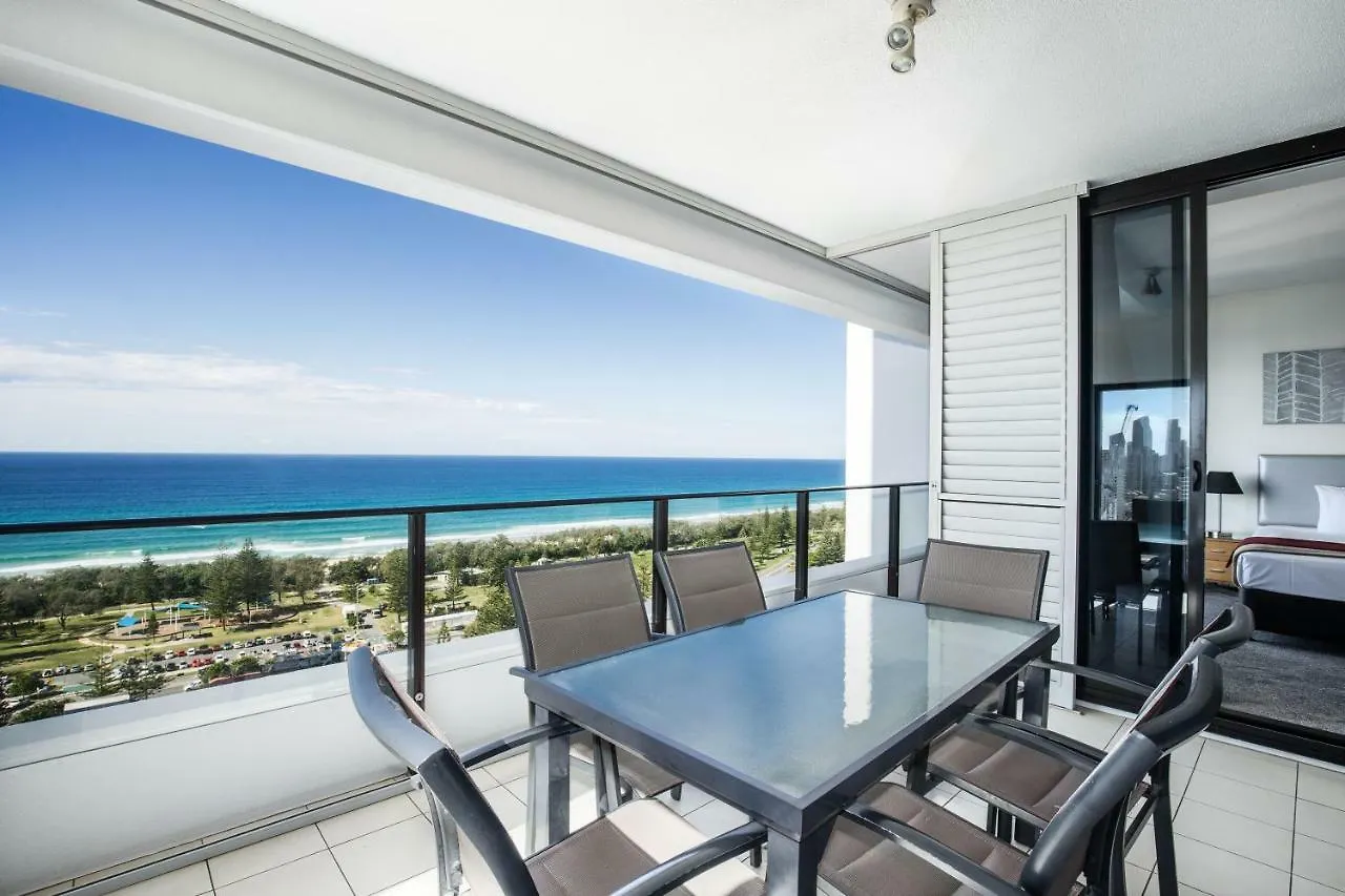 Ultra Broadbeach 4* Gold Coast