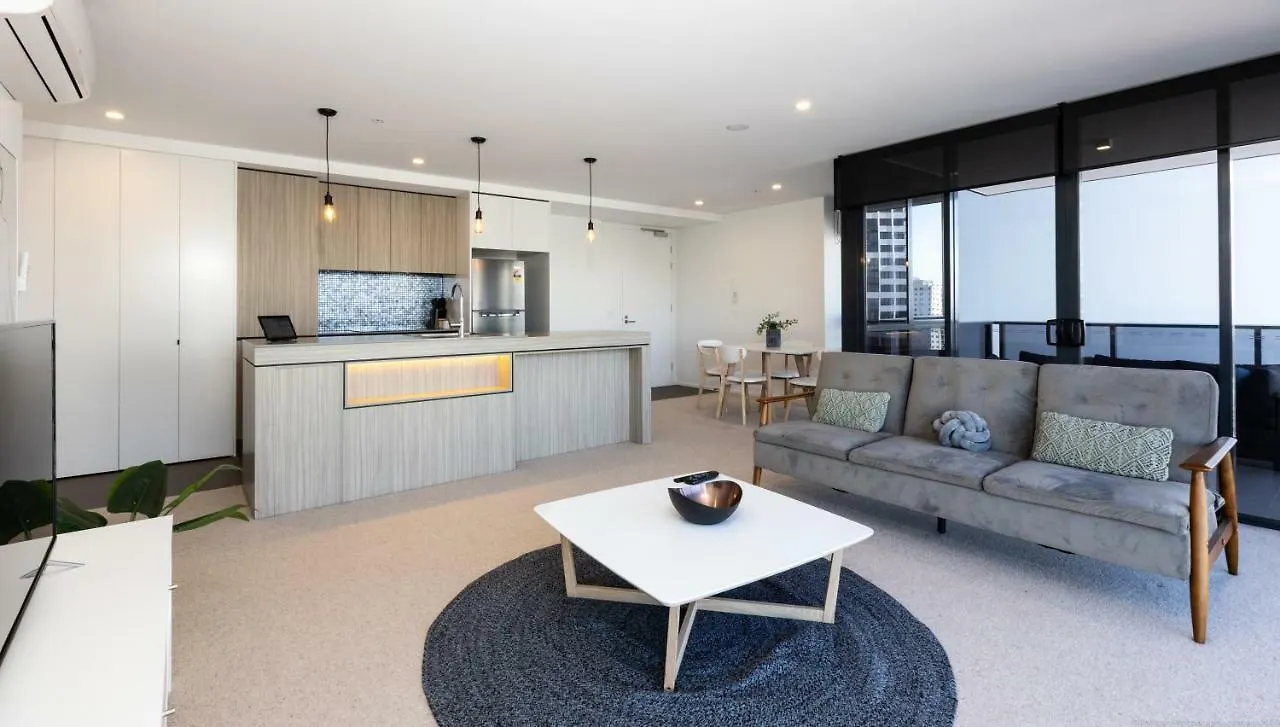Qube Broadbeach Apart Otel Gold Coast