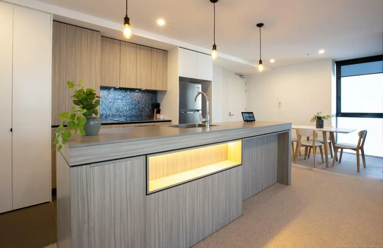Apart Otel Qube Broadbeach 4*