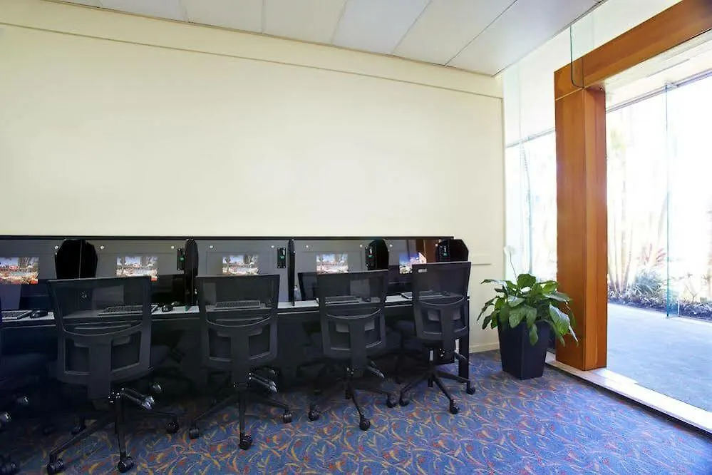 Crowne Plaza Surfers Paradise By Ihg 4*