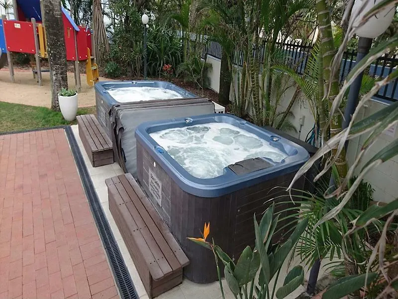 Chateau Beachside 3*