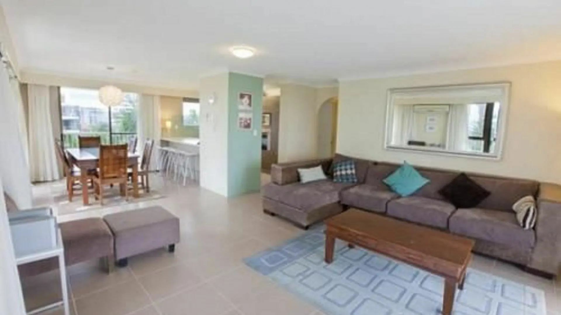 Capricornia Aparthotel Gold Coast