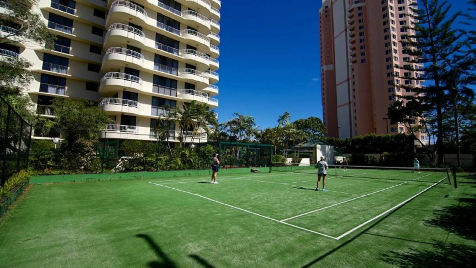 Capricornia Aparthotel Gold Coast