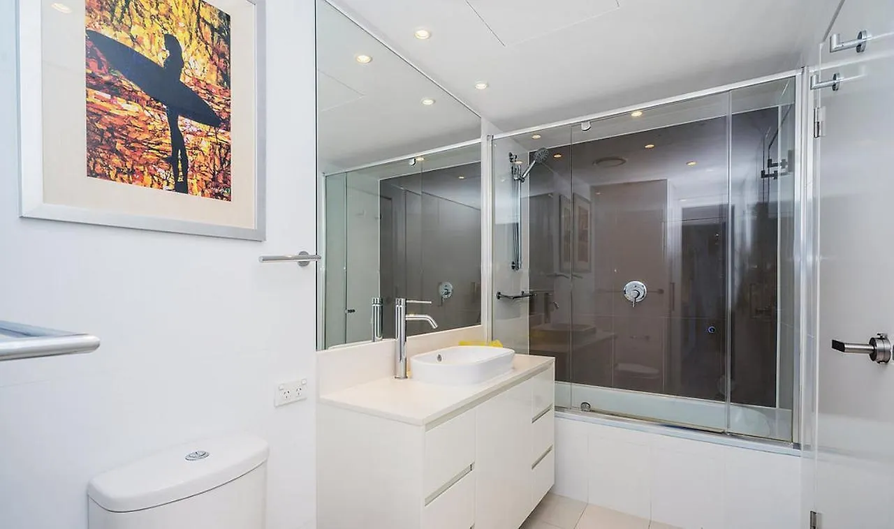 Pelicanstay In Surfers Paradise Apartment