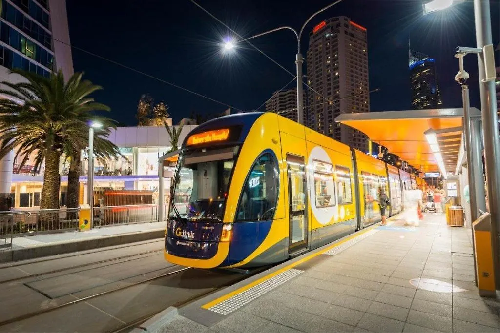 Aparthotel Broadbeach 4*