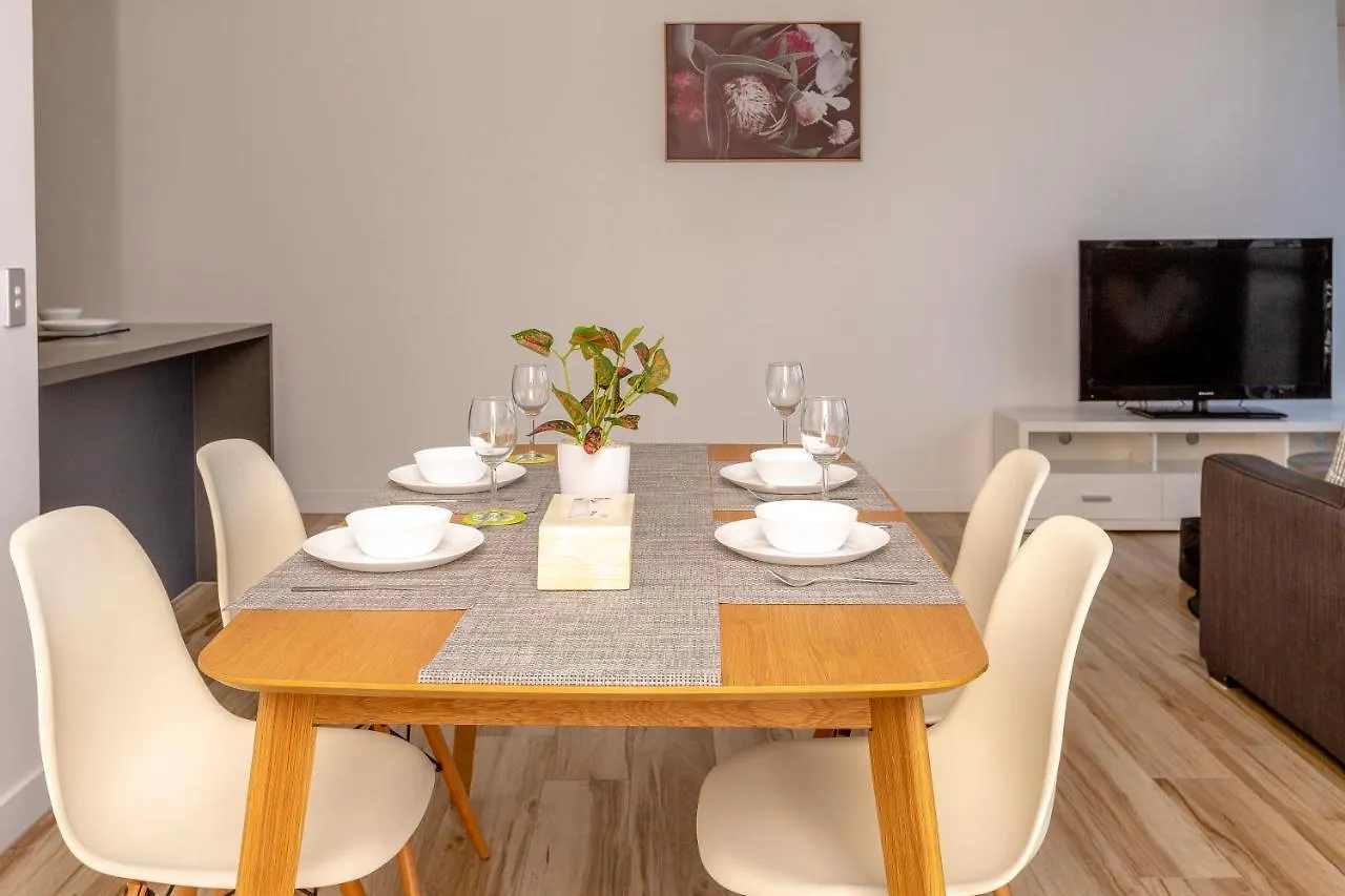 Apartment Luxury Modern In Southport With Facilities