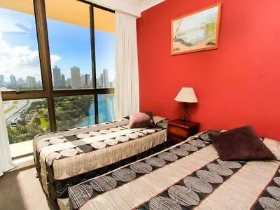Hotel apartamentowy Capricorn One Beachside - Official Gold Coast