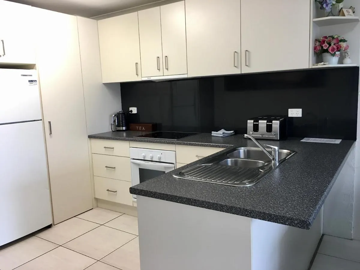 Lägenhetshotell Burleigh Palms Guldkusten