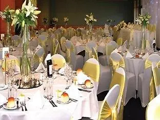 Signature Waterfront 4* Gold Coast