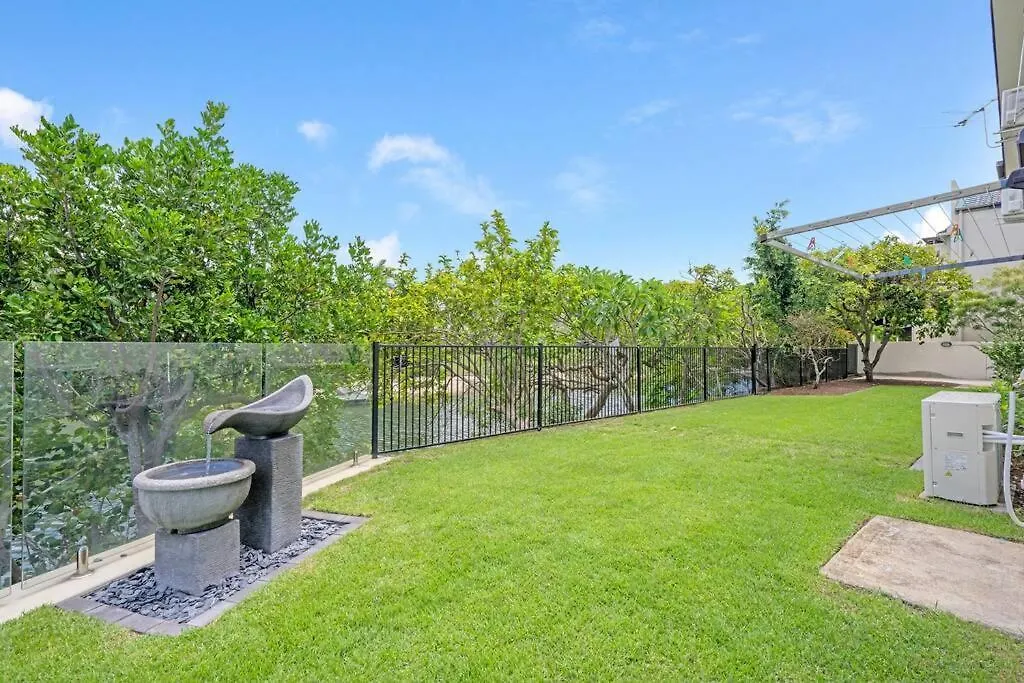 Apartment Luxury, Pets, Beach, Convention, Casino, Shopping, Privacy Gold Coast