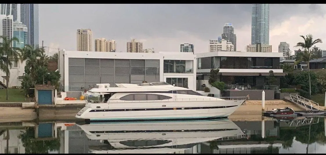 Luxury Waterfront גולד קוסט