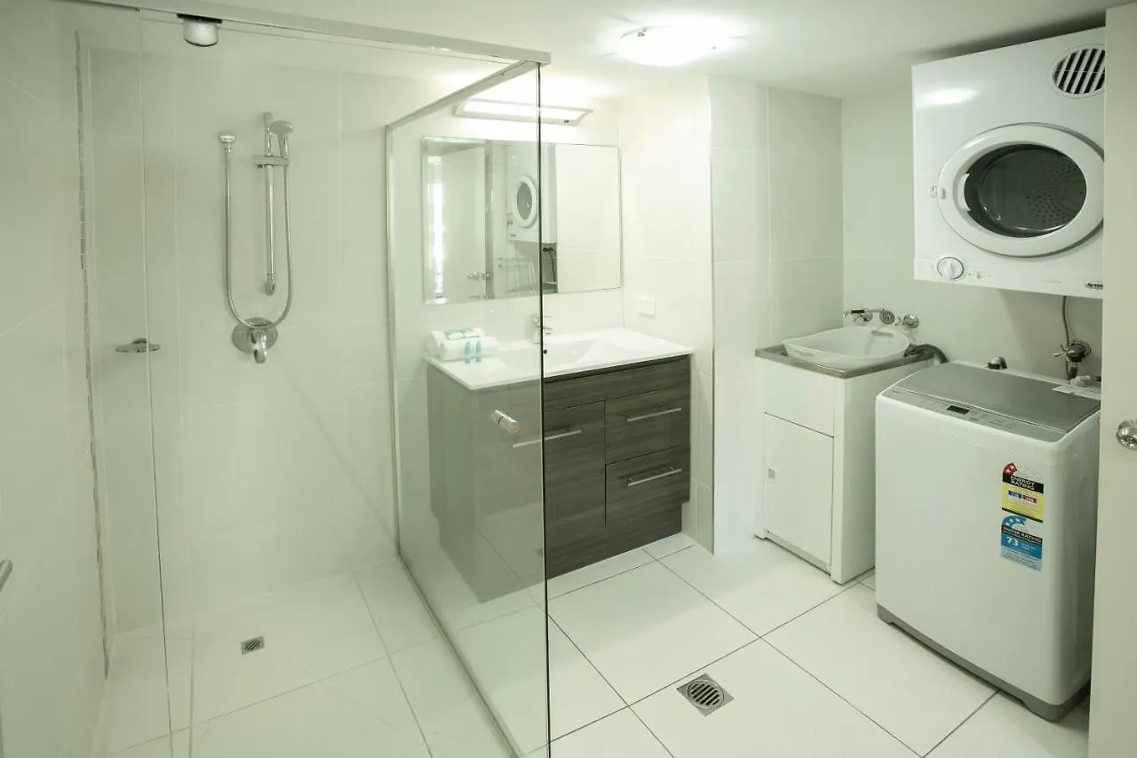 Aparthotel Chidori Court 3*