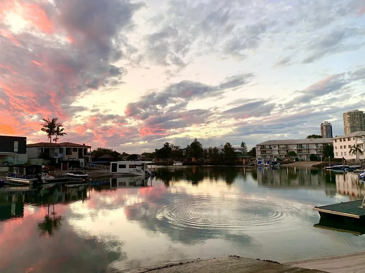 Pelican Cove Gold Coast